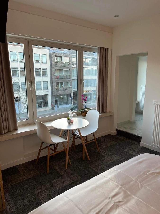 Nieuwe Kamer In Centrum Brugge Met Badkamer ! Bagian luar foto