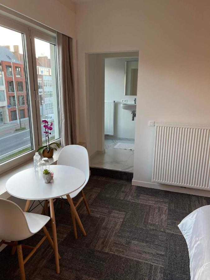 Nieuwe Kamer In Centrum Brugge Met Badkamer ! Bagian luar foto