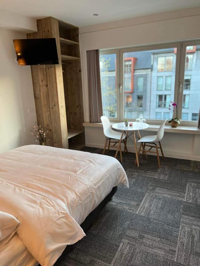 Nieuwe Kamer In Centrum Brugge Met Badkamer ! Bagian luar foto