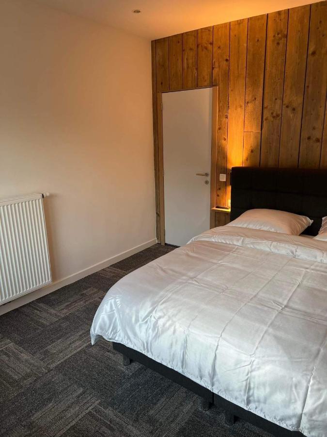 Nieuwe Kamer In Centrum Brugge Met Badkamer ! Bagian luar foto